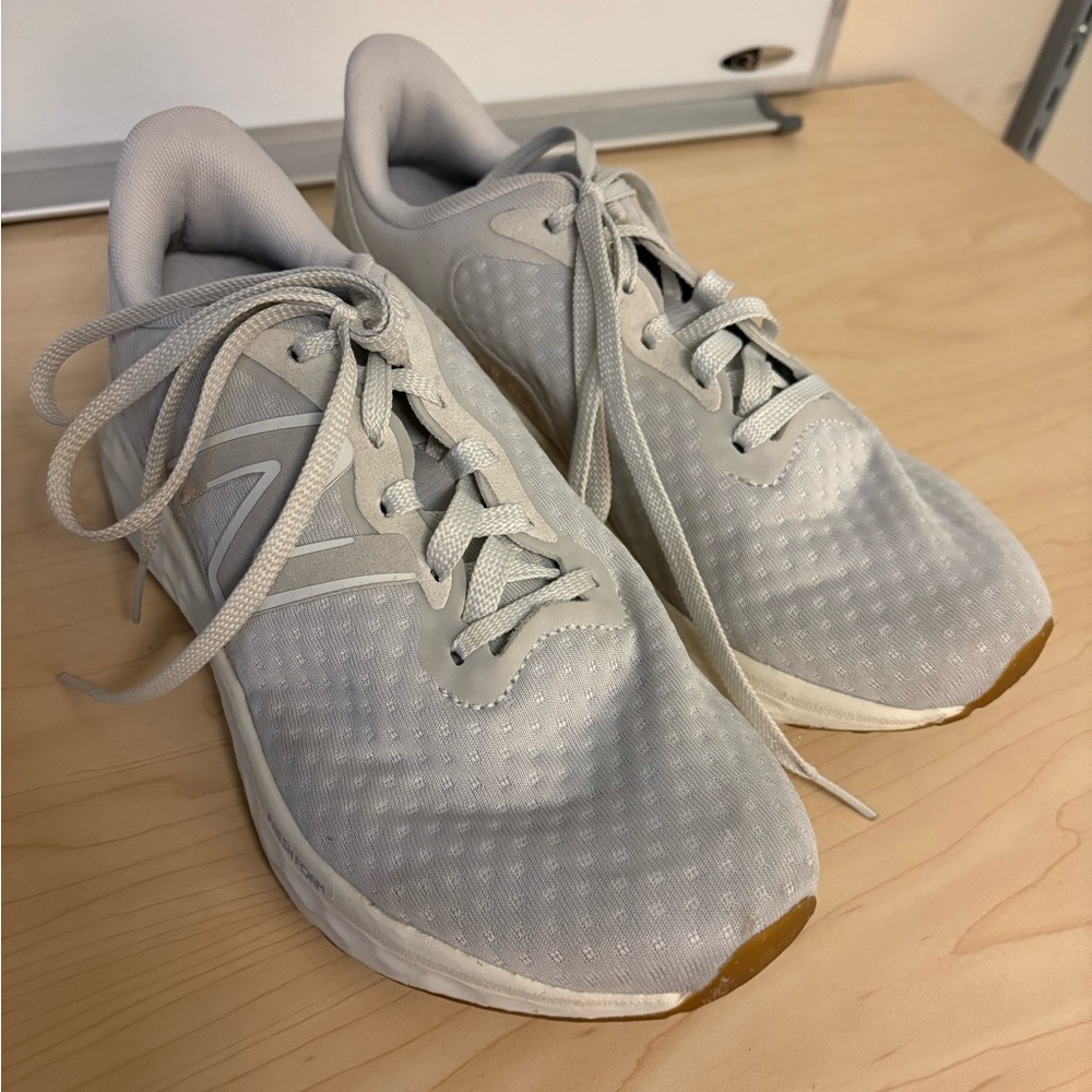 New Balance Women’s Sneakers size 7W